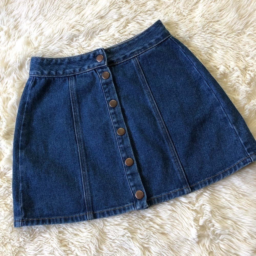 Brandy Melville skirt denim button front mini medium wash blue 24